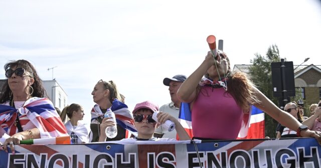 ‘Protect Our Community’: Locals Protest Planned Migrant Camps in Britain as Gov’t Presents Supposed Crackdown