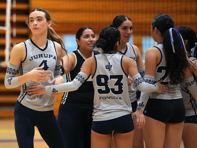 PLACENTIA, CALIFORNIA - OCTOBER 22: Transgender player AB Hernandez of Jurupa Valley (4) d