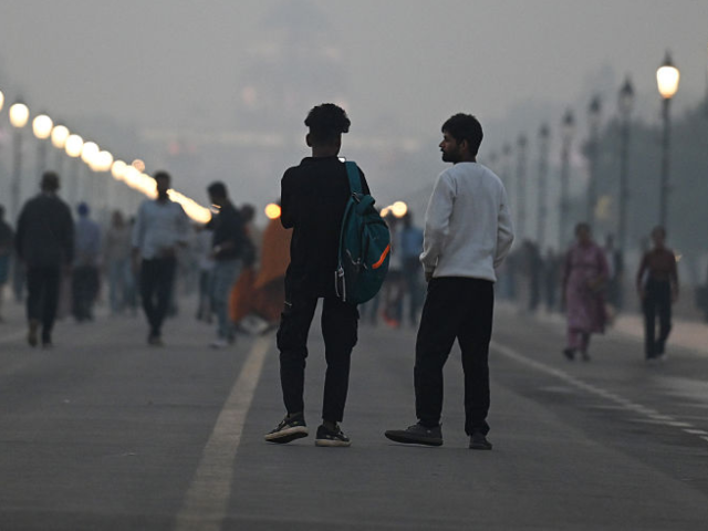 Indians March Against Air Pollution in New Delhi: ‘I Miss Breathing’