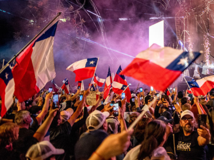 Supporters of Johannes Kaiser, presidential candidate for the National Libertarian Party,