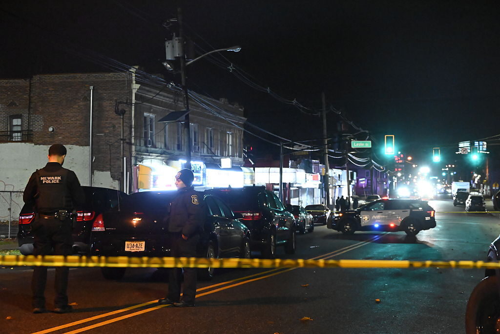3 Wounded, 2 Killed, Saturday Night time in Newark Capturing 3 Wounded, 2 Killed, Saturday Night time in Newark Capturing