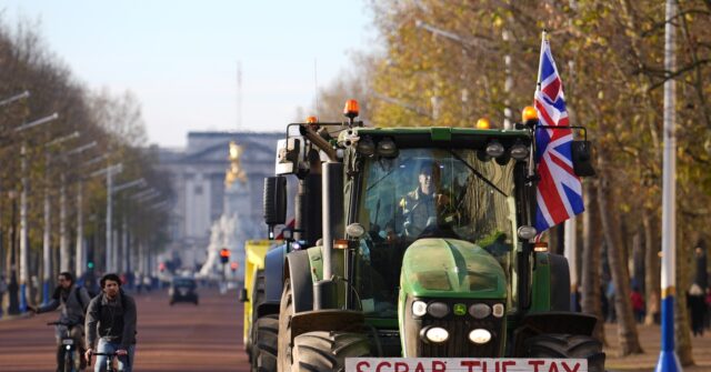 London Police Arrest Farmers Protesting Labour Gov’t Death Tax Raid