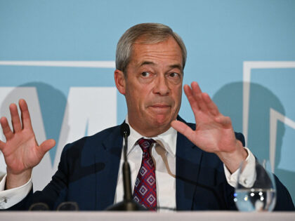 LONDON, ENGLAND - NOVEMBER 26: Nigel Farage, leader of the Reform UK Party, makes a speech