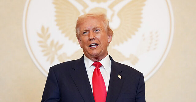 President Trump Celebrates Chicago's Falling Crime Rates After 'Operation Midway Blitz'