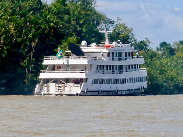 The yacht Iana III, where Brazil's President Luiz Inacio Lula da Silva will stay during CO