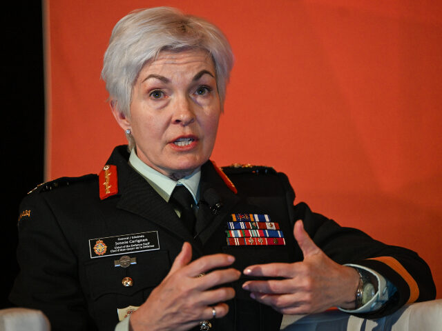 General M.A. Jennie Carignan, Chief of the Defence Staff of the Canadian Armed Forces, par