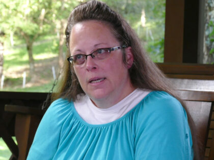 Walt Disney Television via Getty Images NEWS - 9/21/15 - Paula Faris speaks to Kim Davis,