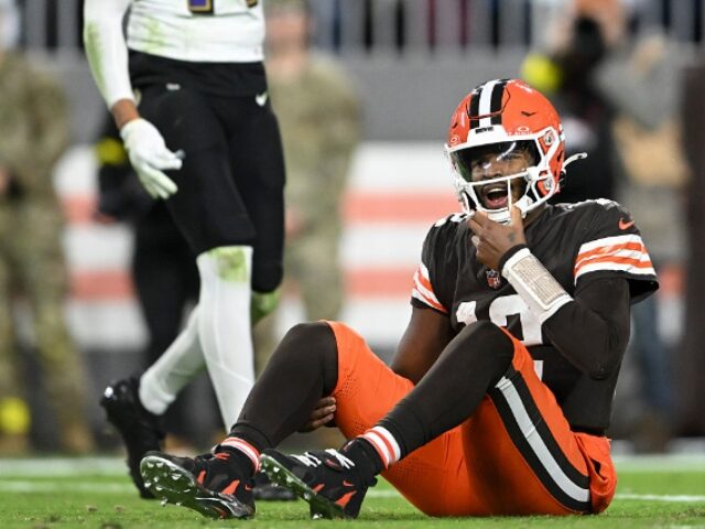 Browns’ Shedeur Sanders Made History in Brutal NFL Debut