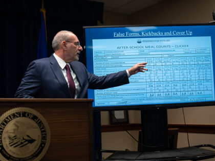 Minnesota Democrats Defend Somalis amid Massive Fraud Investigations