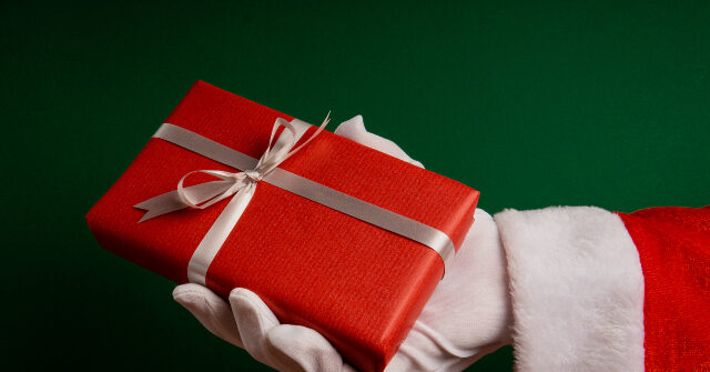 WATCH: Widow Who Loved Husband's Christmas Tradition Gets Big Gift