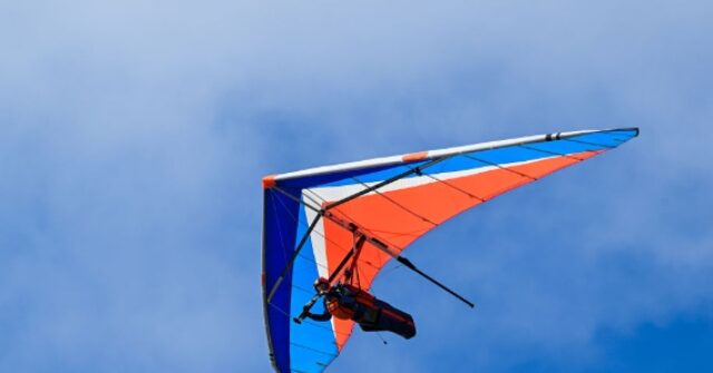 Hang-Glider Dies After Colliding with Paraglider, Crashes into Building Before Falling 11 Stories