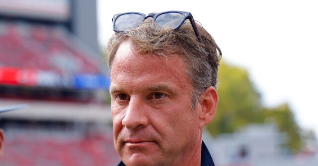 WATCH: Lane Kiffin Cursed, Booed by Ole Miss Fans as He Boards Plane Headed for LSU