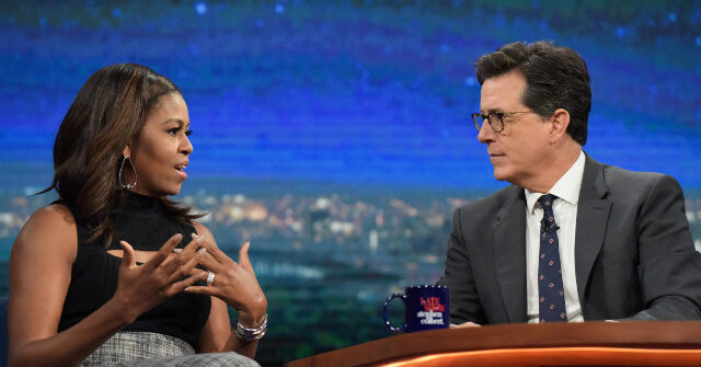 
                            Michelle Obama Tells Stephen Colbert She's 'Lost' in Trump's America