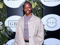 Video: Singer-Songwriter Tish Hyman Banned from Gym After Confrontation with Man Using Women’s Lo