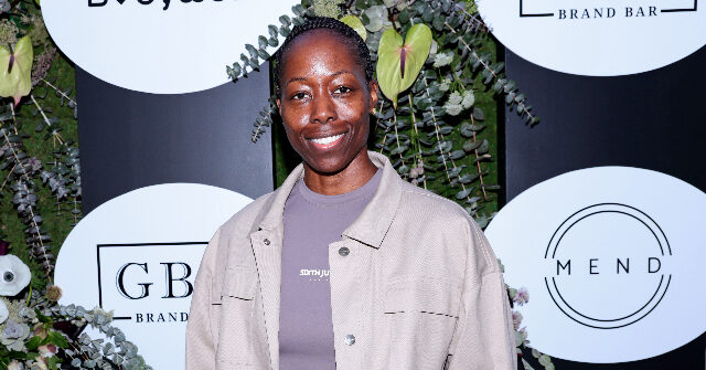 Video: Singer-Songwriter Tish Hyman Banned from Gym After Confrontation with Man Using Women’s Locker Room