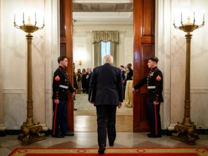 trump-the-boss-doors-opening-white-house-flickr President Donald Trump enters the State Dining Room to deliver remarks to a group of recen