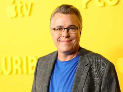 LOS ANGELES, CALIFORNIA - NOVEMBER 04: Vince Gilligan attends the world premiere of Apple