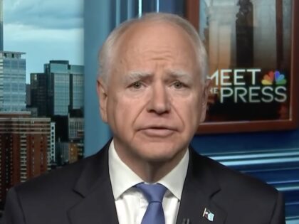 walk345 Gov. Tim Walz (D-MN)