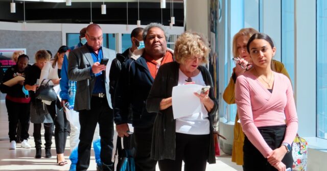 
                            US unemployment claims fall again last week, remain at historically healthy level - Breitbart