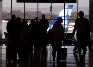 40 U.S. airports to reduce flights amid government shutdown