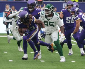 Cowboys trade for Jets All-Pro defensive lineman Quinnen Williams