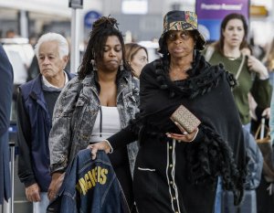 FAA flight-reduction order for 40 U.S. airports to be lifted Monday