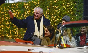Robert Wagner remembers Natalie Wood on 44th anniversary of death