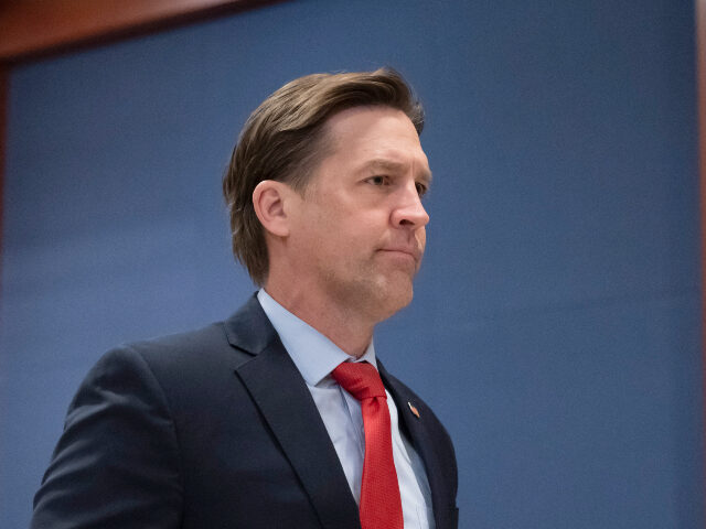 Sen. Ben Sasse, R-Neb., arrives to watch a speech by Ukrainian President Volodymyr Zelensk