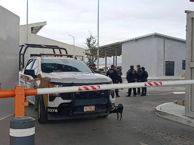 43 Mexican Border State Cops Suspended After Turning Police Station into Bar