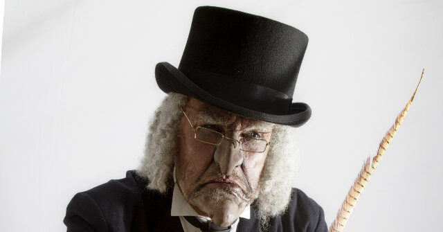 WaPo Criticized for Article on Trump Aides' Religious Christmas Messages