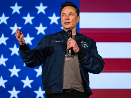Elon Musk embraces America
