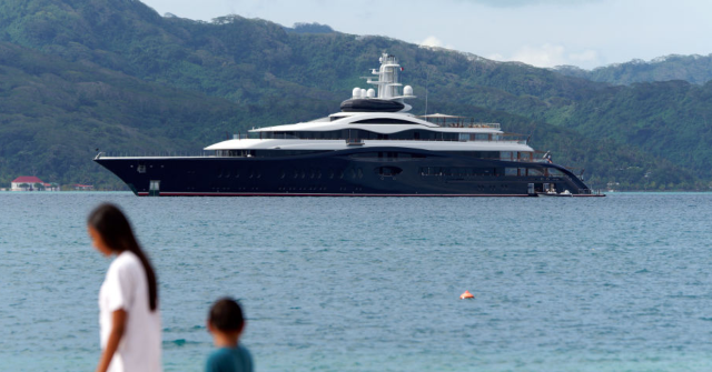 Nolte: Mark Zuckerberg’s $300M Yacht Proves He’s Not Worried About Climate Doom