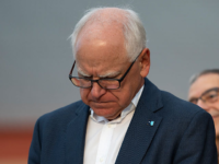 Hundreds of Minnesota Gov’t Staffers Say Gov. Tim Walz Hid Somali Fraud and ‘Attacked W