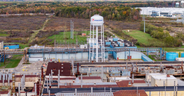 Manufacturing Surveys Show Conflicting Signals: Growth or Contraction?