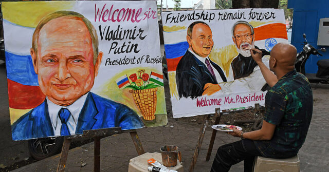 Putin Calls Witkoff Ukraine Peace Talks 'Difficult'