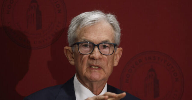 Fed’s Preferred Inflation Gauge Shows Moderate Price Pressures in September