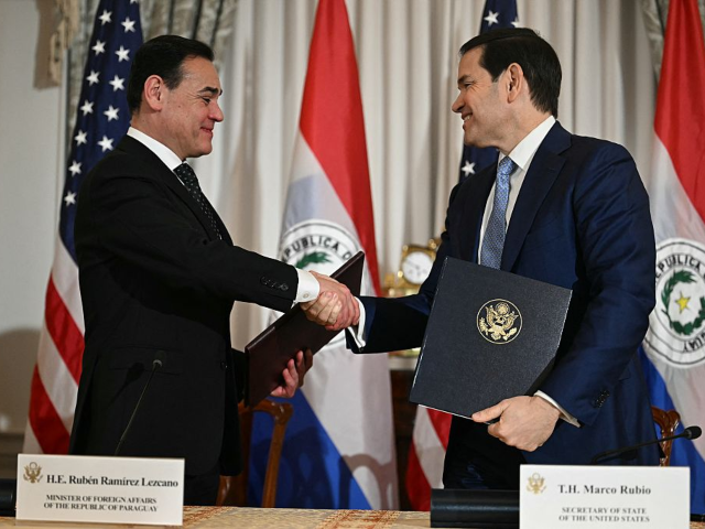 US Secretary of State Marco Rubio (R) and Paraguay's Foreign Minister Ruben Ramirez Lezcan