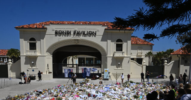 Australian State Set to Ban ISIS Flags, Symbols, and ‘Intifada’ Chants After Bondi Terror Attack