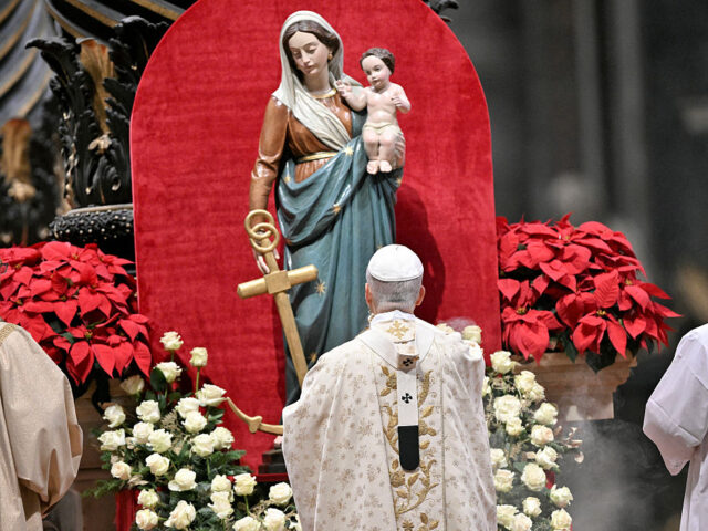 Pope Leo Expected to Call For Peace During First Christmas Blessing