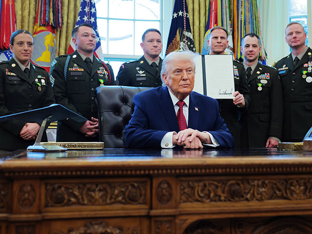 Trump Signs Order Classifying Fentanyl as Weapon of Mass Destruction