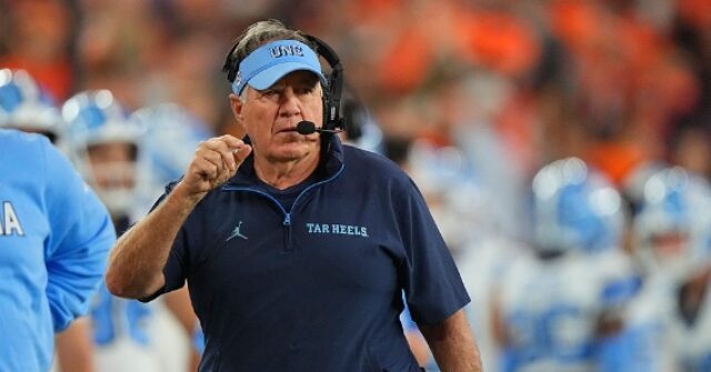 Belichick to Hire Bobby Petrino in UNC Coaching Staff Shakeup