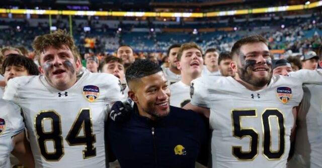 Marcus Freeman Turns Down NFL to Remain at Notre Dame