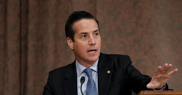 
                            Sen. Bernie Moreno Introduces Bill to Outlaw Dual Citizenship