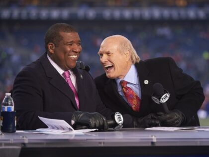 Football: NFC Playoffs: Portrait of Fox Sports announcers Terry Bradshaw (R) and Curt Mene