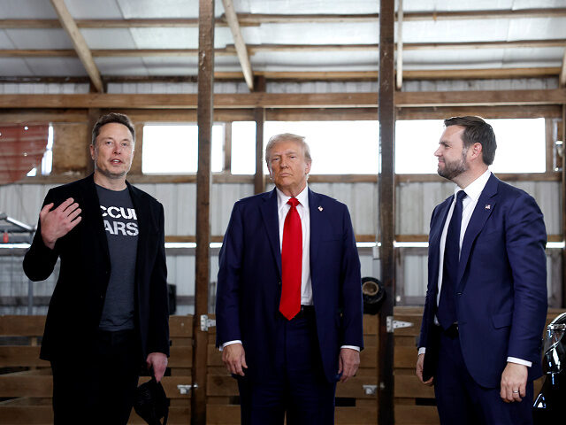 BUTLER, PENNSYLVANIA - OCTOBER 05: (L-R) Elon Musk, Republican presidential nominee, forme
