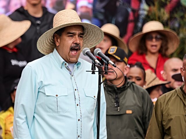 10 December 2025, Venezuela, Caracas: Venezuelan President Nicolas Maduro speaks during a