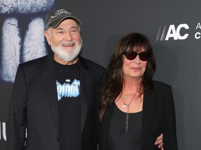 LOS ANGELES, CALIFORNIA - SEPTEMBER 09: Rob Reiner and Michele Reiner arrive at the premie