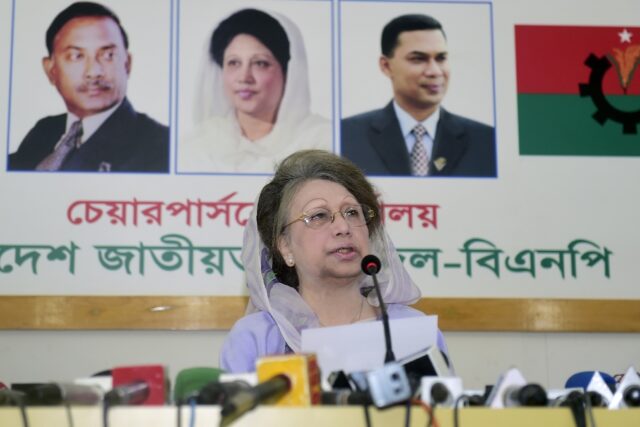 Khaleda Zia speaks during a press conference in Dhaka in March 2015