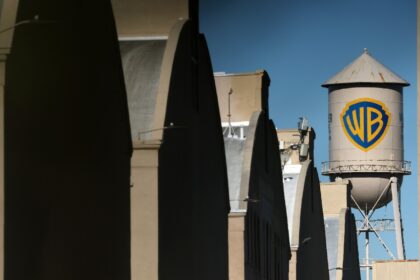 Paramount's bid would inlcude acquisition of Warner Bros. Discovery's cable TV p