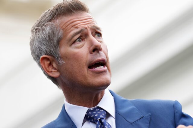 Commercial Driver's Licenses-Immigrants The Associated Press